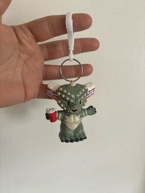 Little people gremlins popcorn keychain